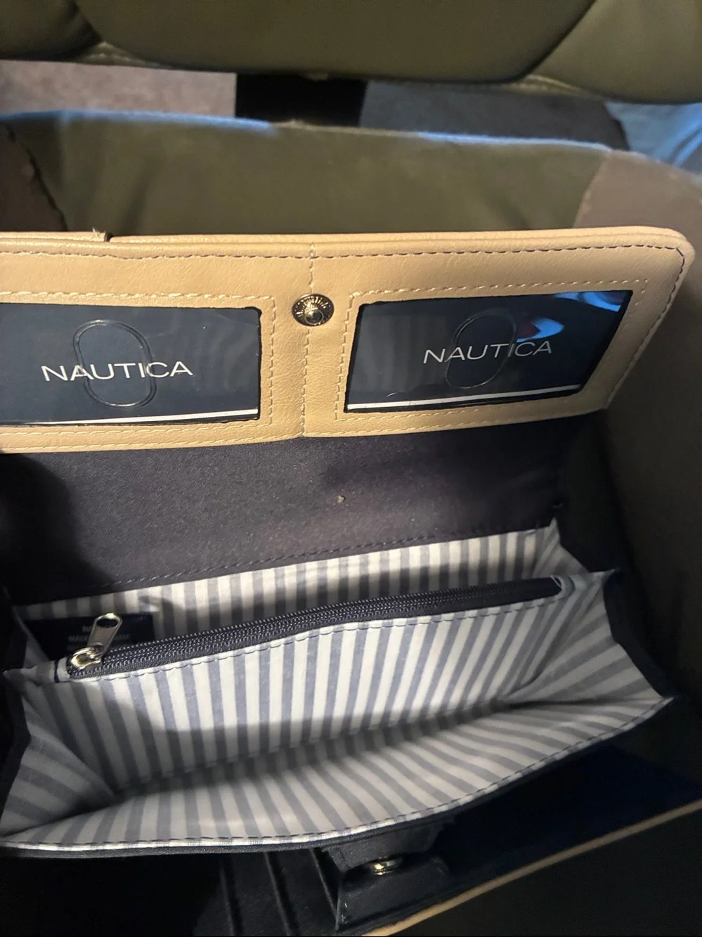 Nautica sleek fold